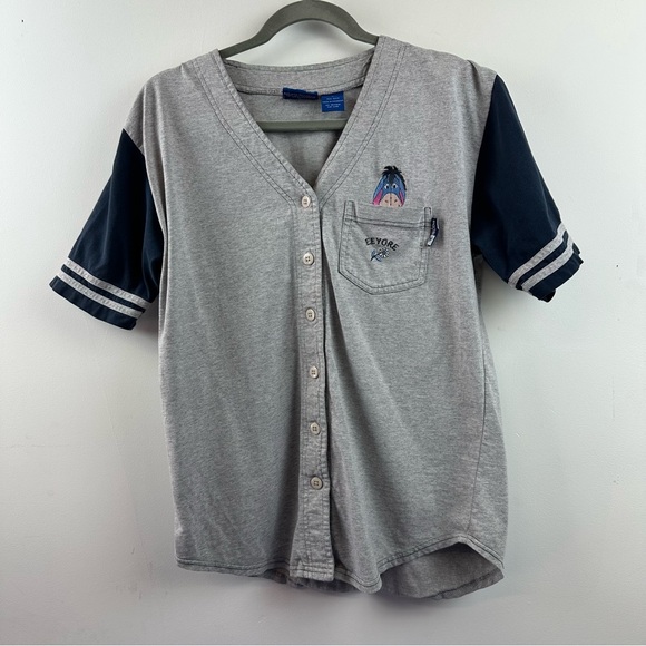 Vintage Pooh Disney Eeyore Embroidered Pocket Short Medium - Picture 2 of 7